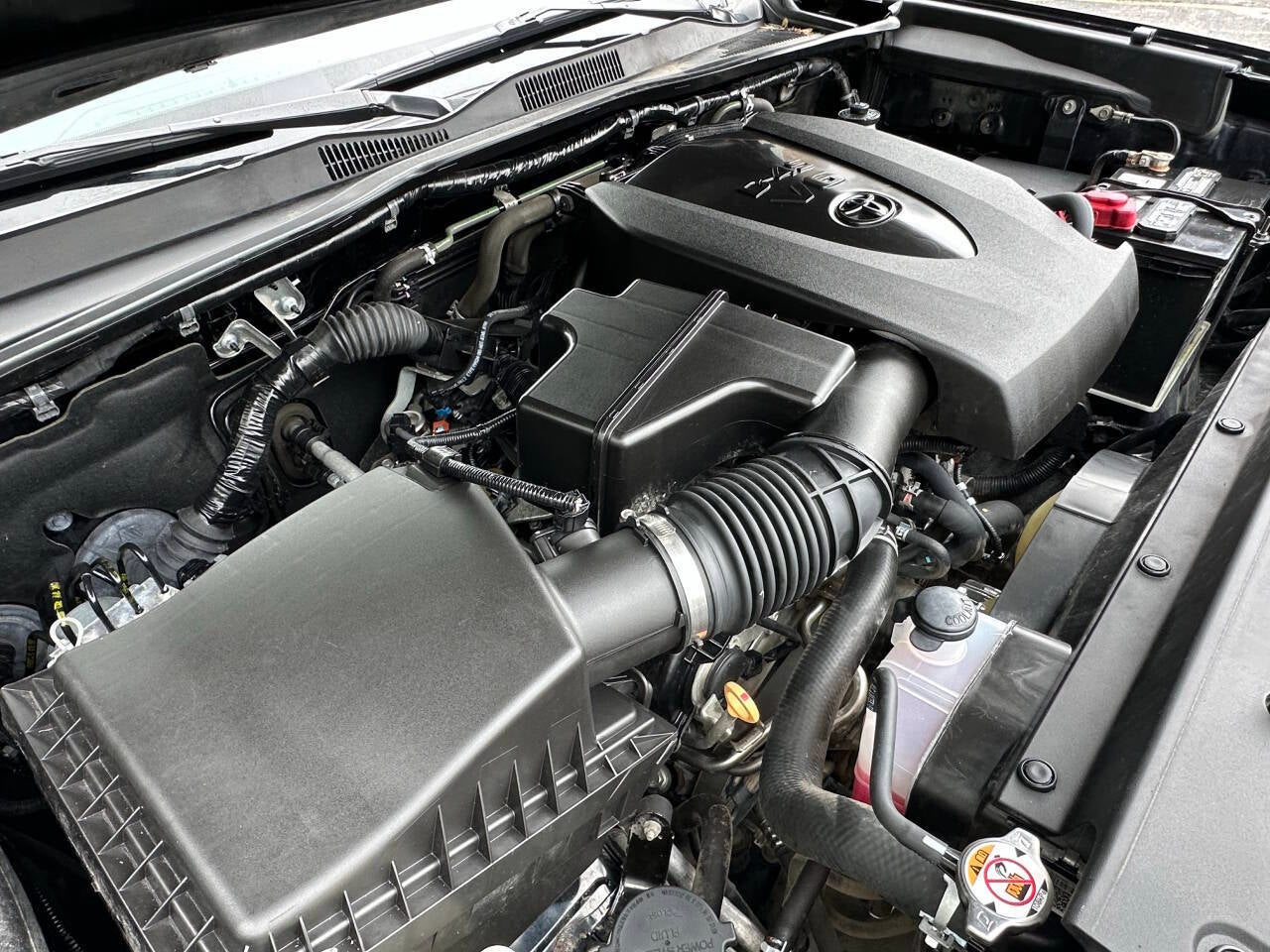 2020 Toyota Tacoma TRD Sport 4x4 4dr Double Cab 5.0 ft SB 6A