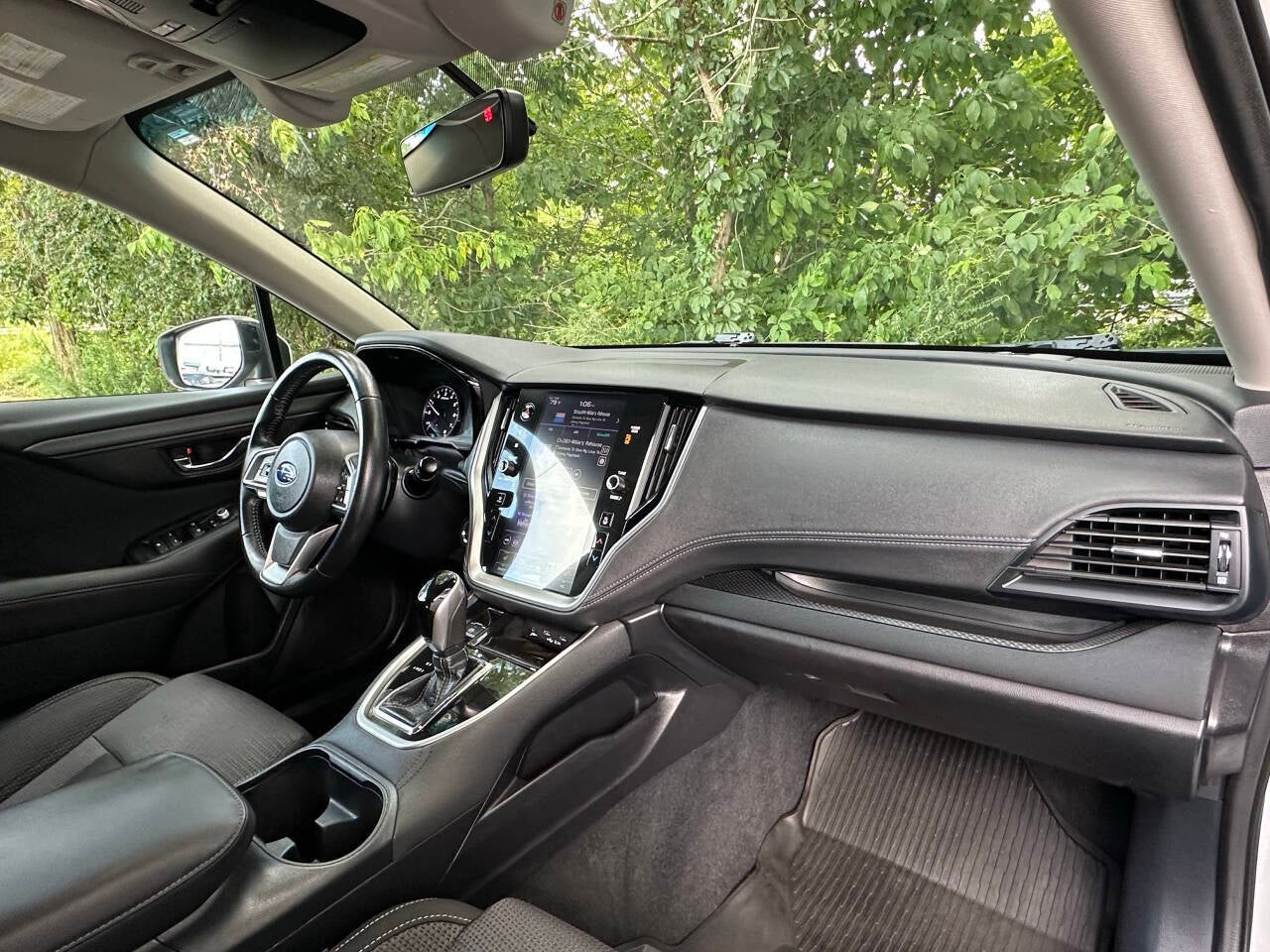 2022 Subaru Outback Premium AWD 4dr Crossover