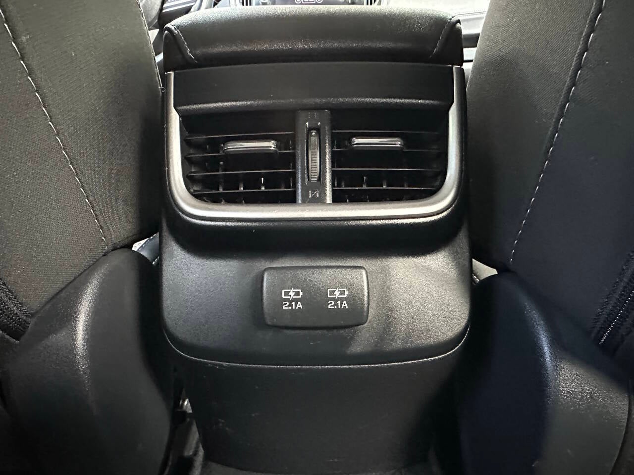 2022 Subaru Outback Premium AWD 4dr Crossover