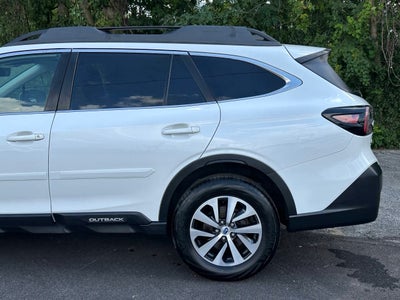 2022 Subaru Outback Premium AWD 4dr Crossover