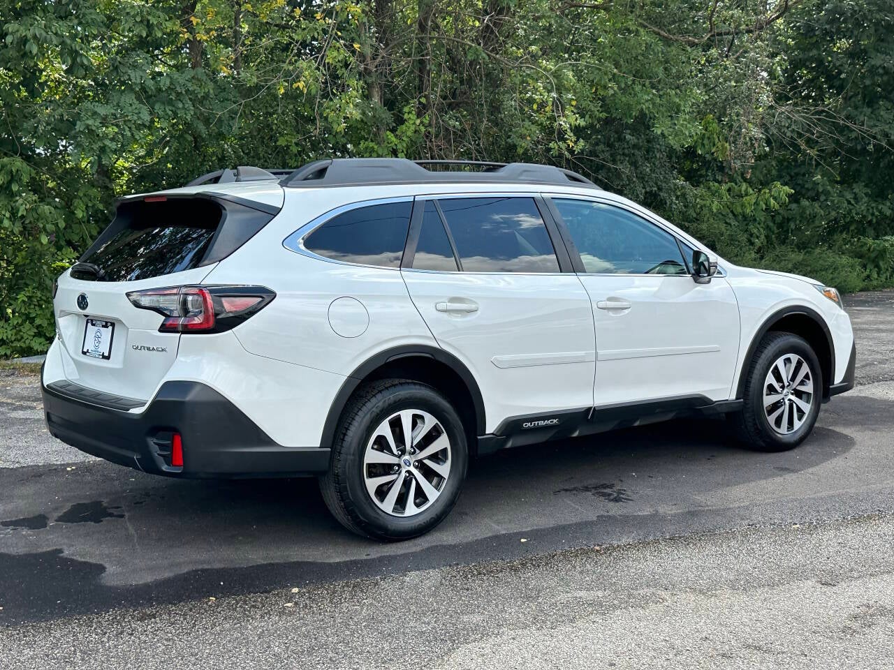 2022 Subaru Outback Premium AWD 4dr Crossover