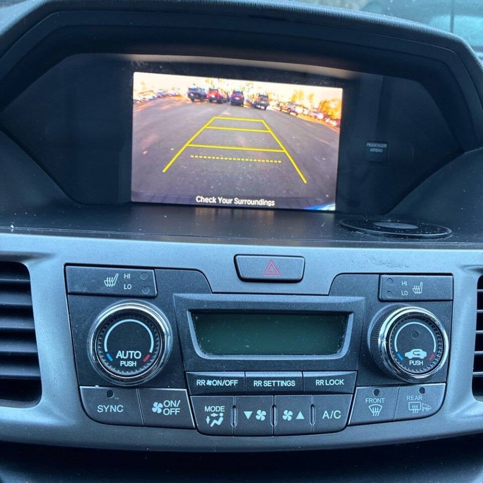 2016 Honda Odyssey EX L 4dr Mini Van