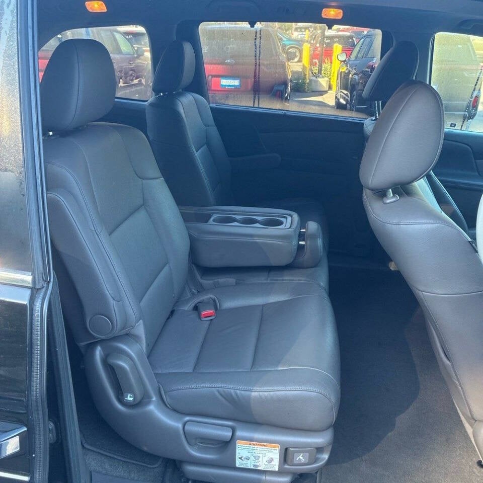 2016 Honda Odyssey EX L 4dr Mini Van