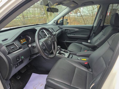 2019 Honda Ridgeline RTL AWD 4dr Crew Cab 5.3 ft. SB