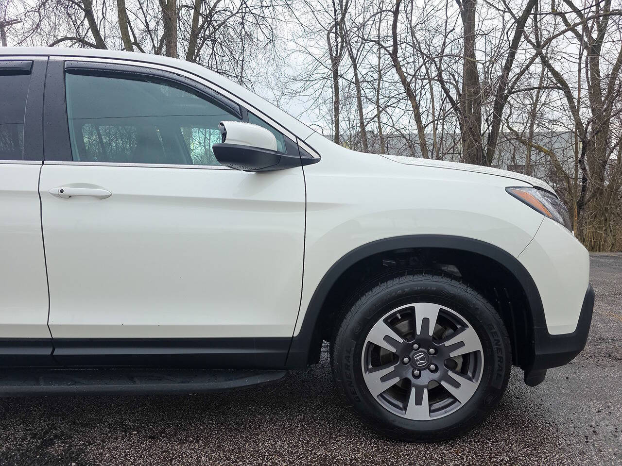 2019 Honda Ridgeline RTL AWD 4dr Crew Cab 5.3 ft. SB
