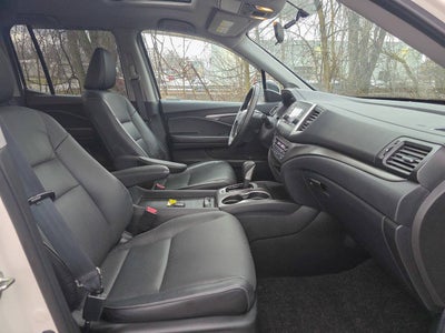 2019 Honda Ridgeline RTL AWD 4dr Crew Cab 5.3 ft. SB