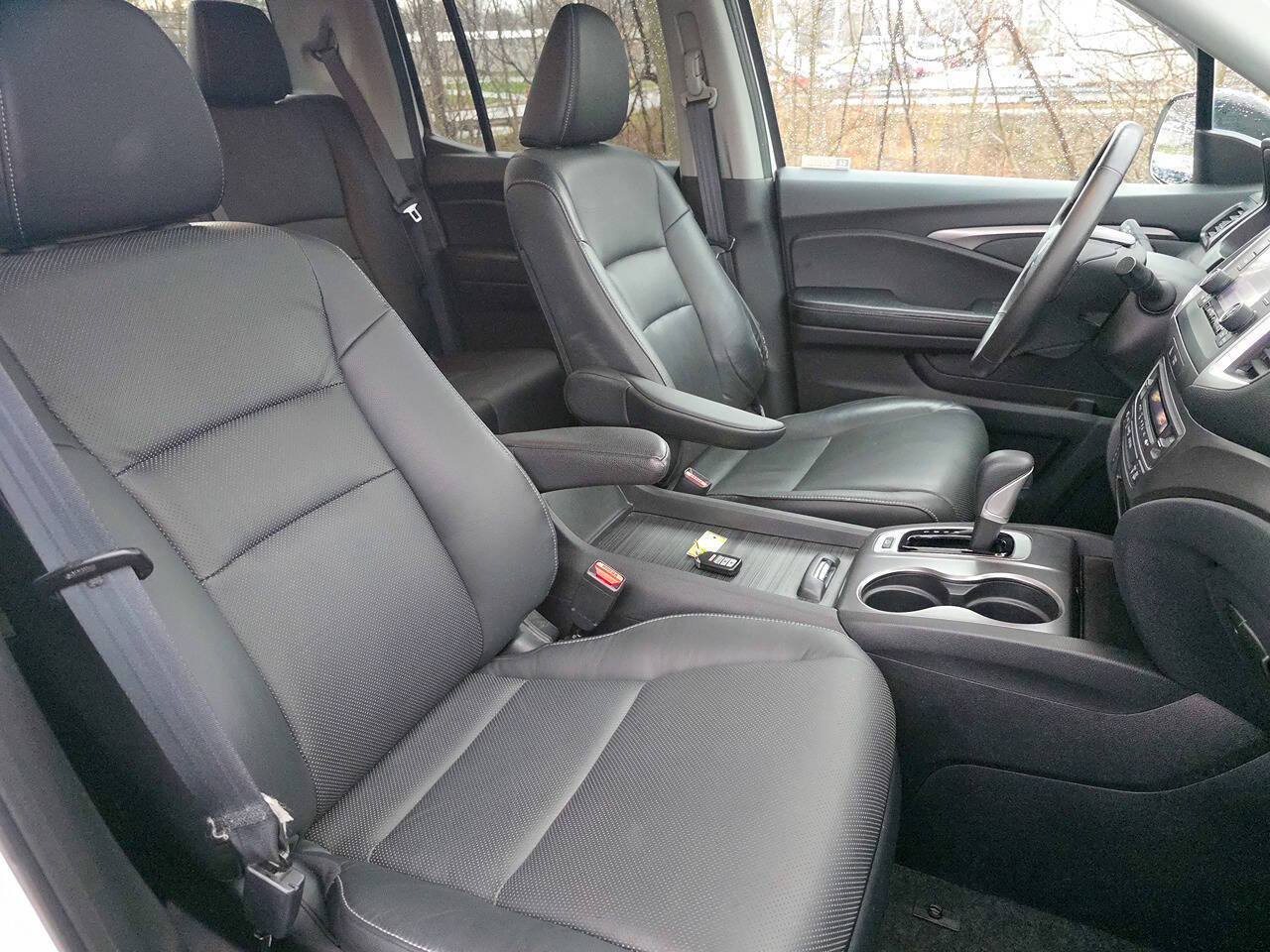 2019 Honda Ridgeline RTL AWD 4dr Crew Cab 5.3 ft. SB