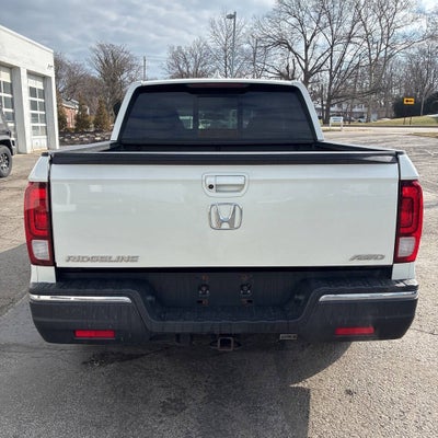 2019 Honda Ridgeline RTL AWD 4dr Crew Cab 5.3 ft. SB