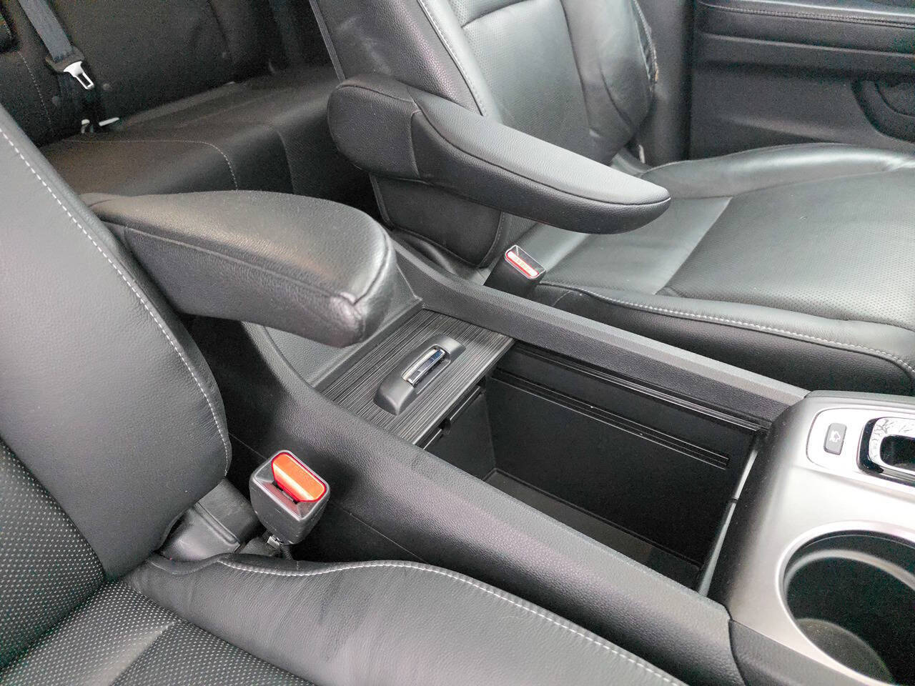 2019 Honda Ridgeline RTL AWD 4dr Crew Cab 5.3 ft. SB