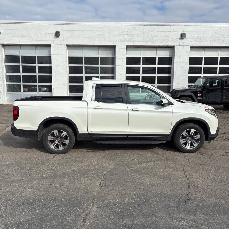 2019 Honda Ridgeline RTL AWD 4dr Crew Cab 5.3 ft. SB