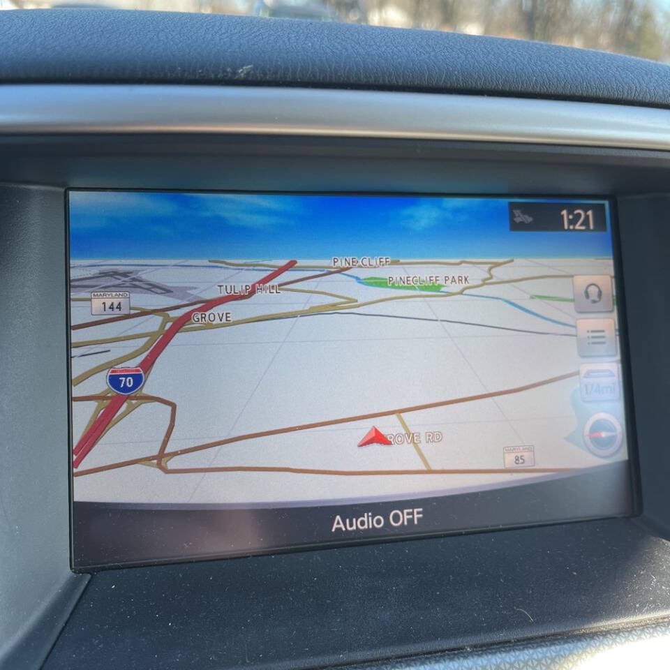 2017 Nissan Pathfinder SL 4x4 4dr SUV