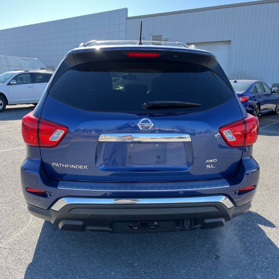 2017 Nissan Pathfinder SL 4x4 4dr SUV