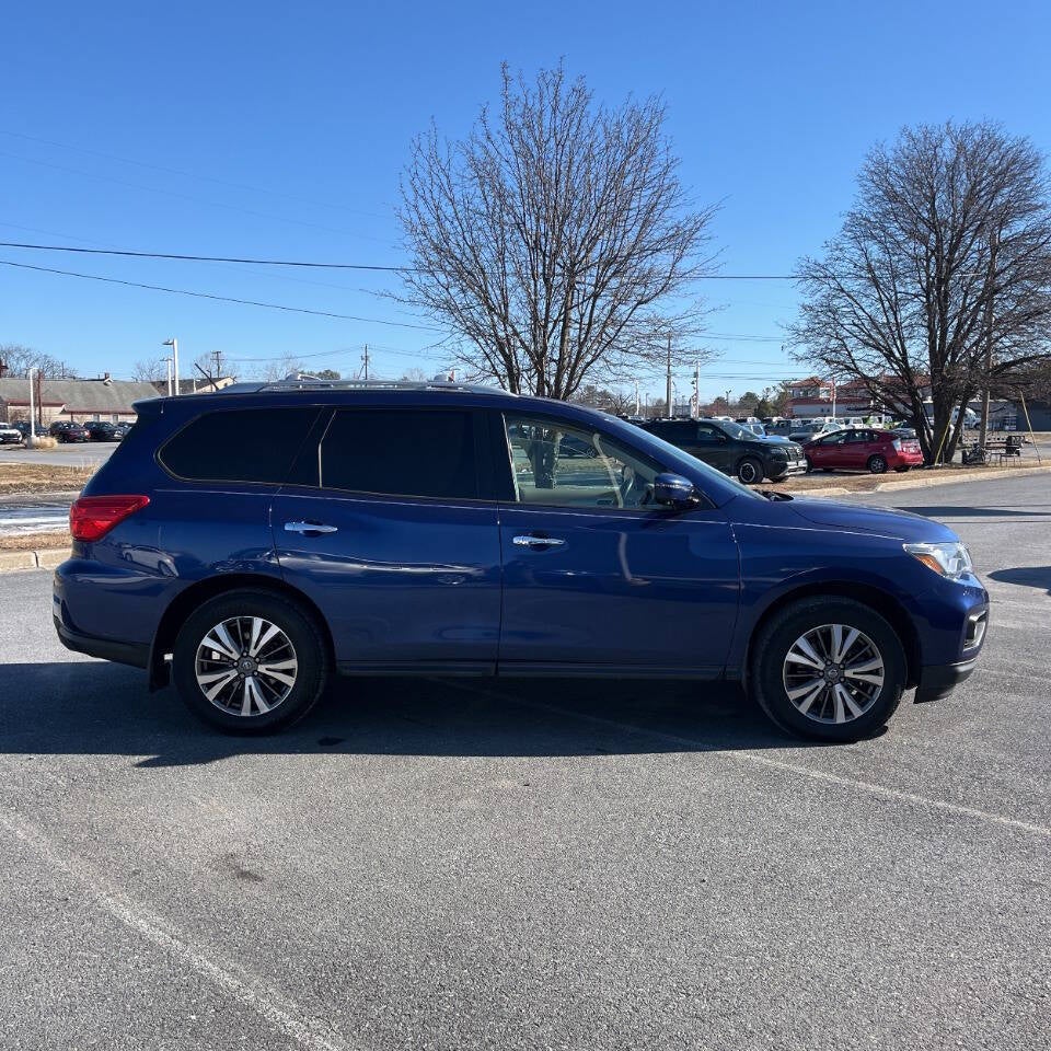 2017 Nissan Pathfinder SL 4x4 4dr SUV