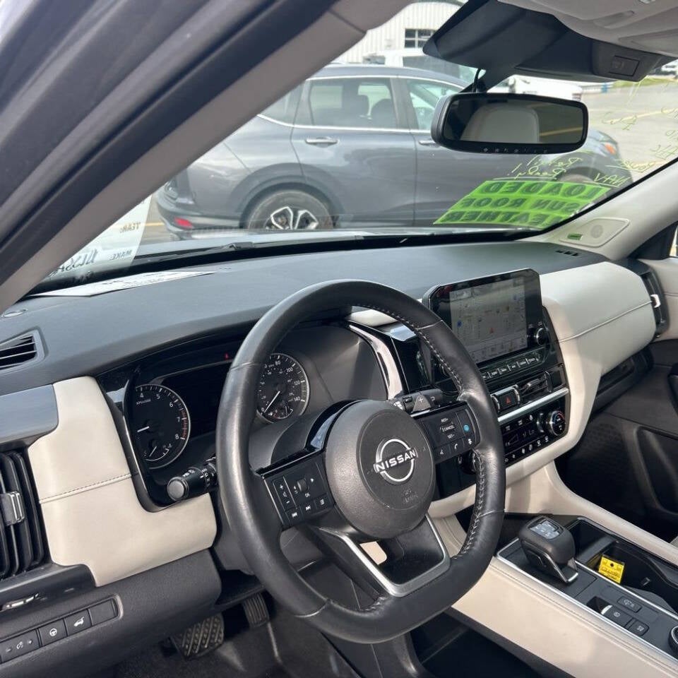 2022 Nissan Pathfinder SL AWD 4dr SUV