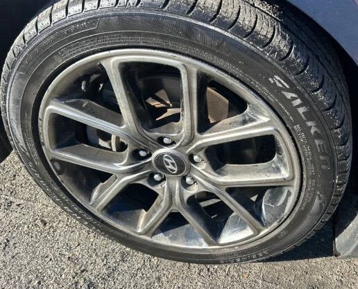 2019 Hyundai Sonata Limited 2.0T 4dr Sedan