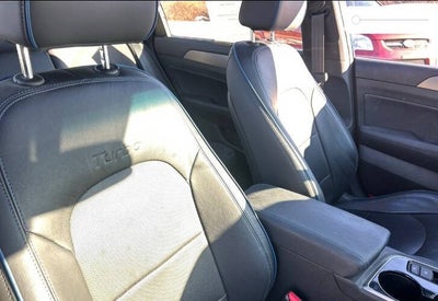 2019 Hyundai Sonata Limited 2.0T 4dr Sedan