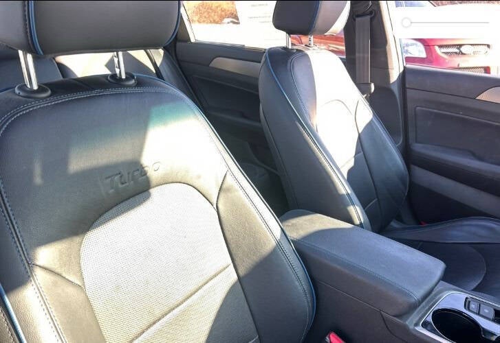 2019 Hyundai Sonata Limited 2.0T 4dr Sedan