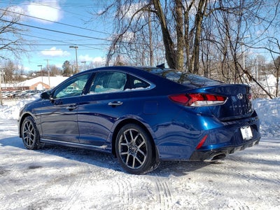 2019 Hyundai Sonata Limited 2.0T 4dr Sedan