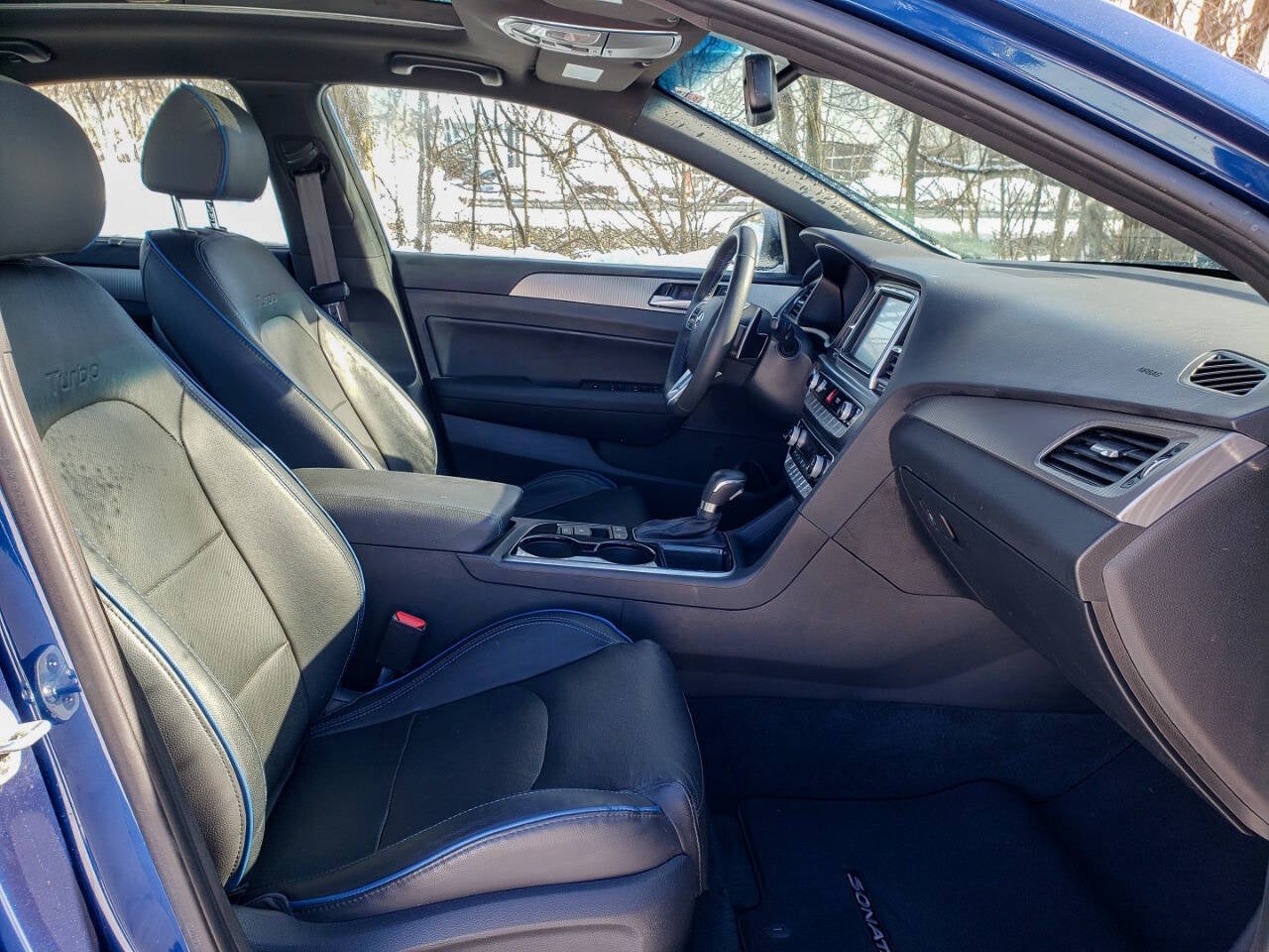 2019 Hyundai Sonata Limited 2.0T 4dr Sedan