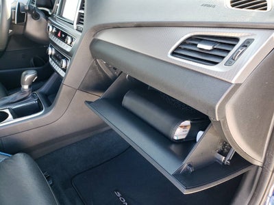 2019 Hyundai Sonata Limited 2.0T 4dr Sedan