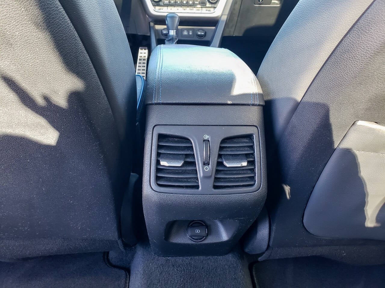 2019 Hyundai Sonata Limited 2.0T 4dr Sedan