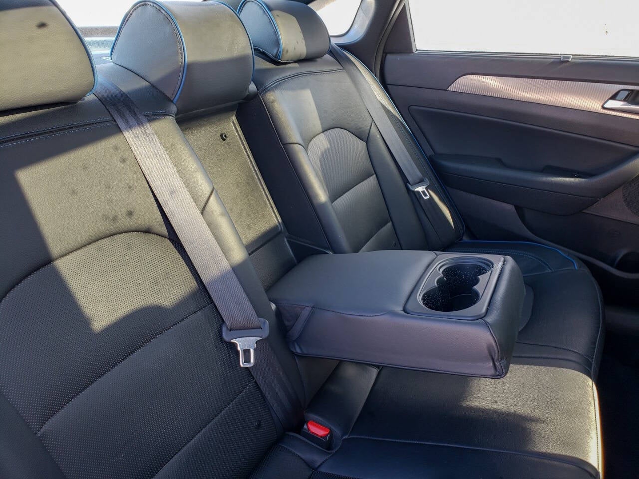 2019 Hyundai Sonata Limited 2.0T 4dr Sedan