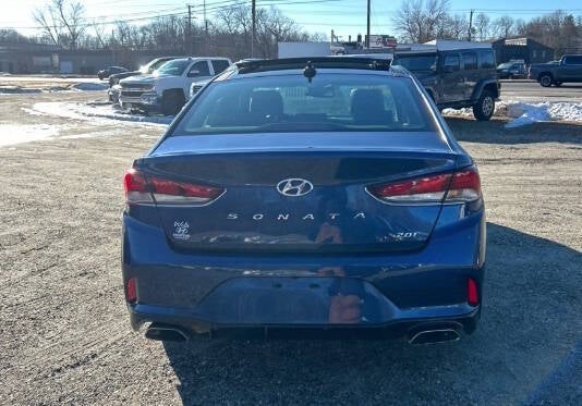 2019 Hyundai Sonata Limited 2.0T 4dr Sedan