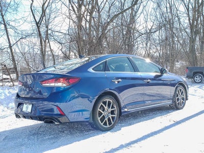 2019 Hyundai Sonata Limited 2.0T 4dr Sedan