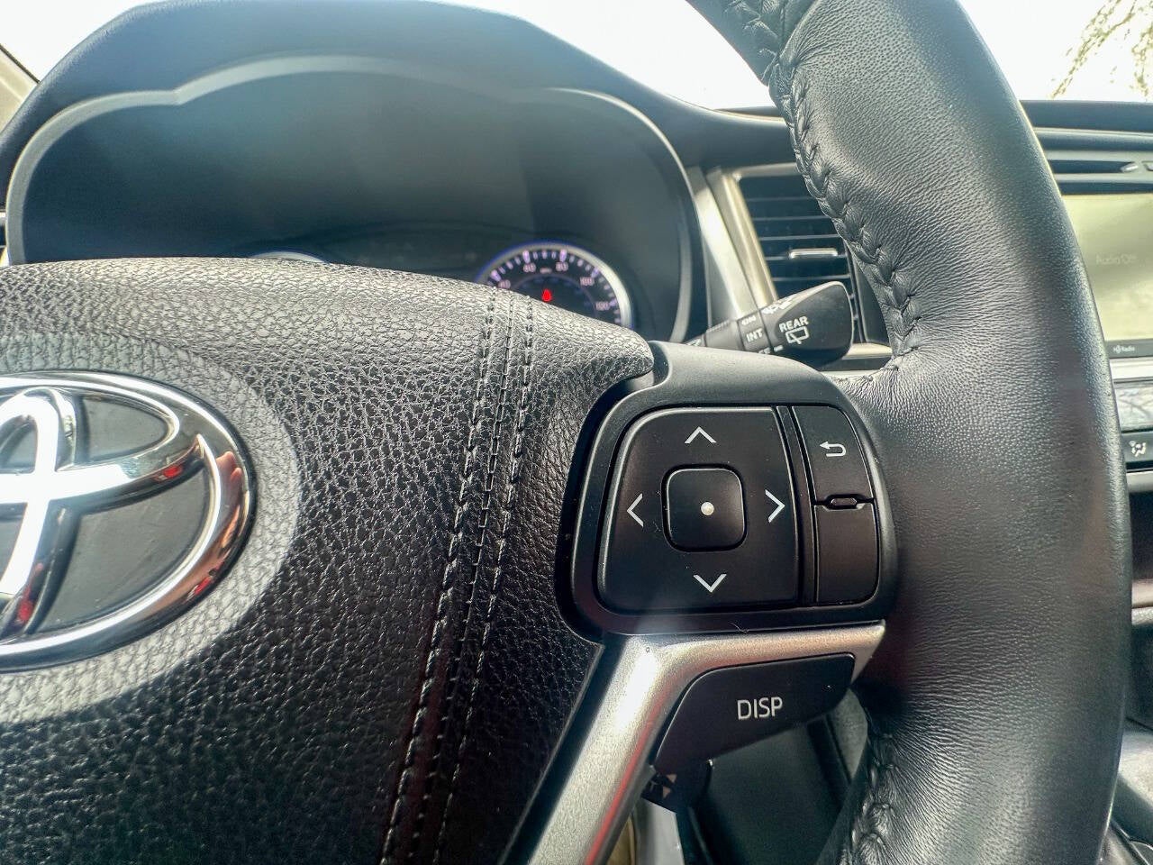 2016 Toyota Highlander LE Plus AWD 4dr SUV