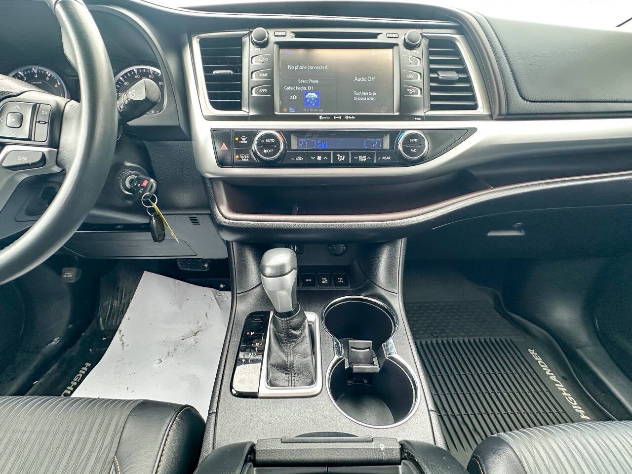 2016 Toyota Highlander LE Plus AWD 4dr SUV