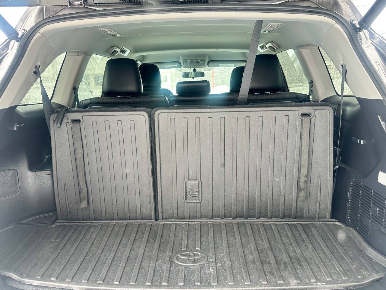 2016 Toyota Highlander LE Plus AWD 4dr SUV