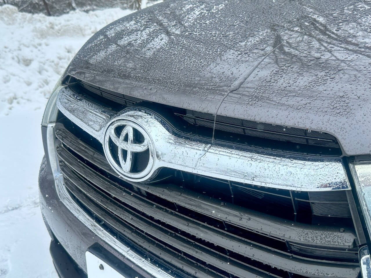 2016 Toyota Highlander LE Plus AWD 4dr SUV