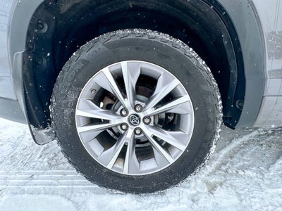 2016 Toyota Highlander LE Plus AWD 4dr SUV