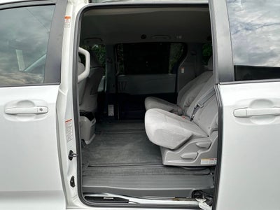 2015 Toyota Sienna LE 8 Passenger 4dr Mini Van