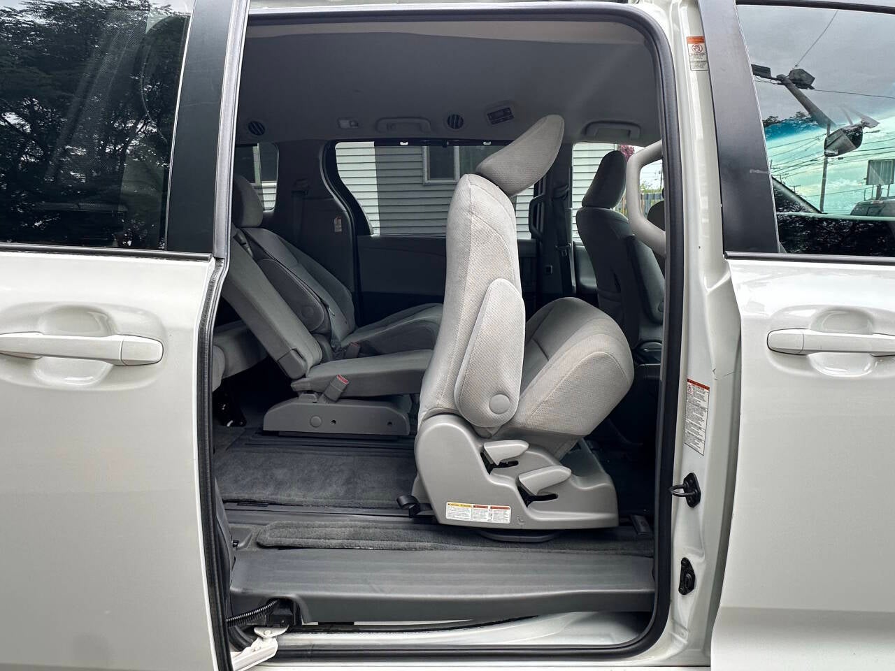 2015 Toyota Sienna LE 8 Passenger 4dr Mini Van