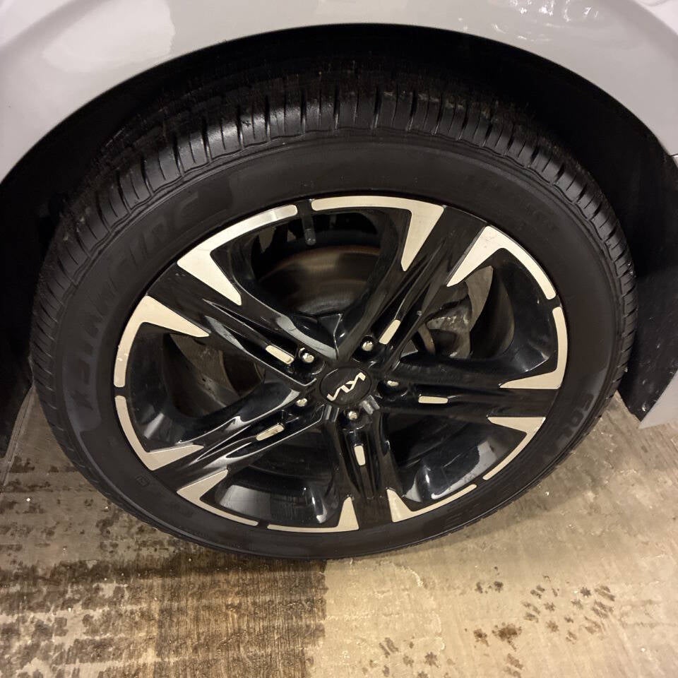 2024 Kia K5 GT Line 4dr Sedan