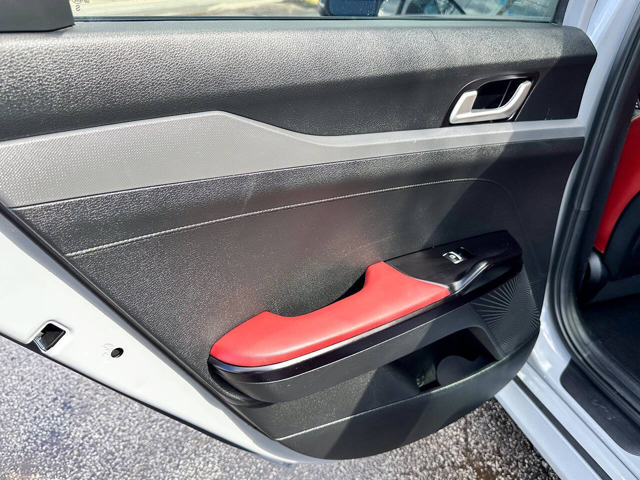 2024 Kia K5 GT Line 4dr Sedan