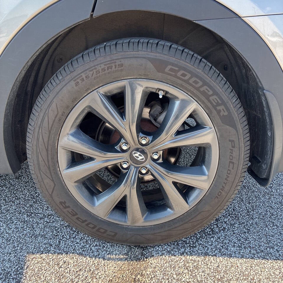 2017 Hyundai Santa Fe Sport 2.0T Ultimate AWD 4dr SUV