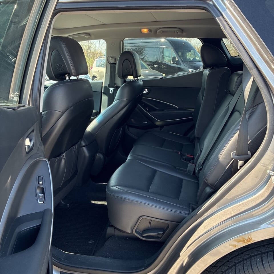 2017 Hyundai Santa Fe Sport 2.0T Ultimate AWD 4dr SUV