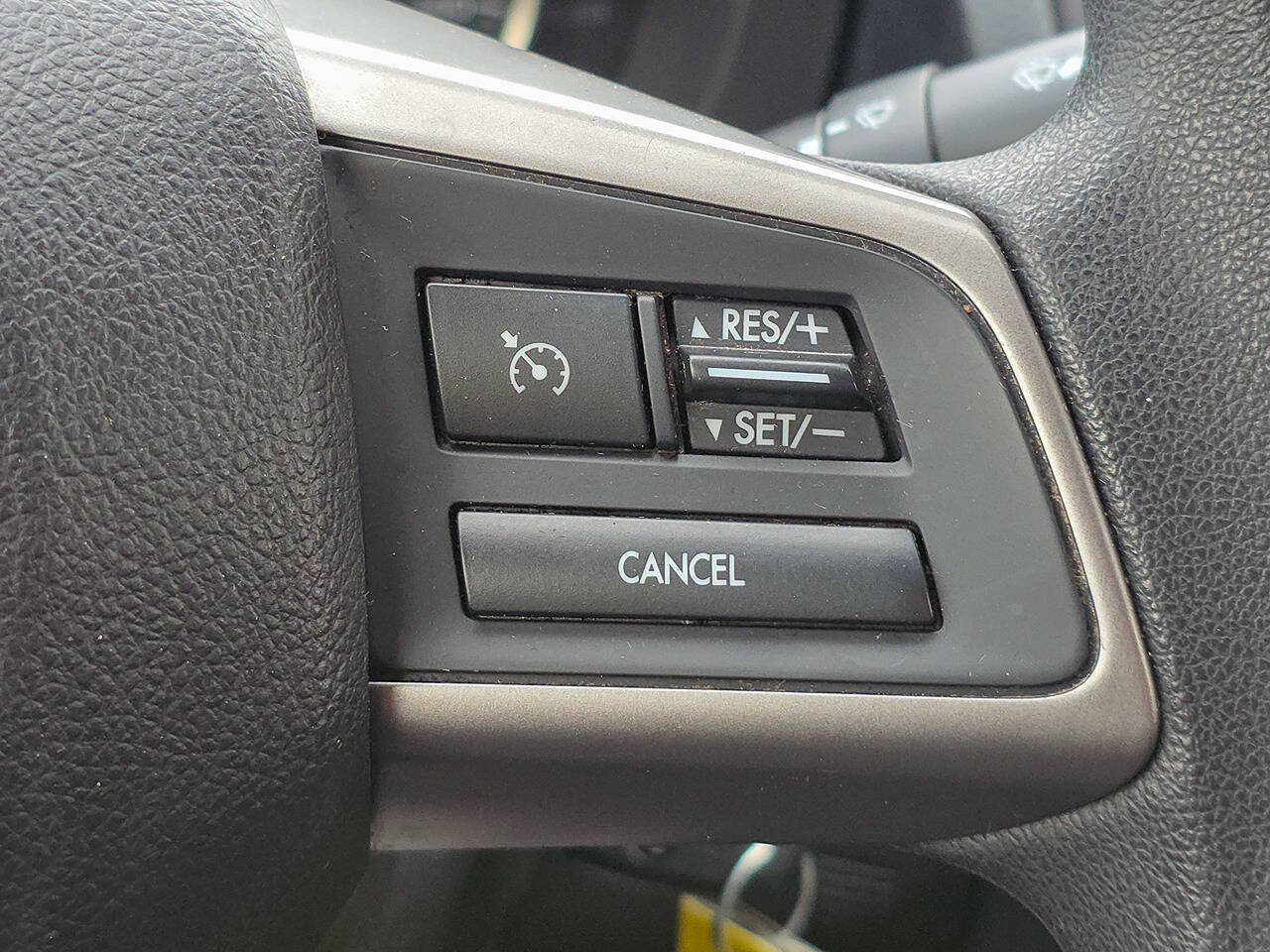 2015 Subaru Impreza 2.0i AWD 4dr Sedan CVT