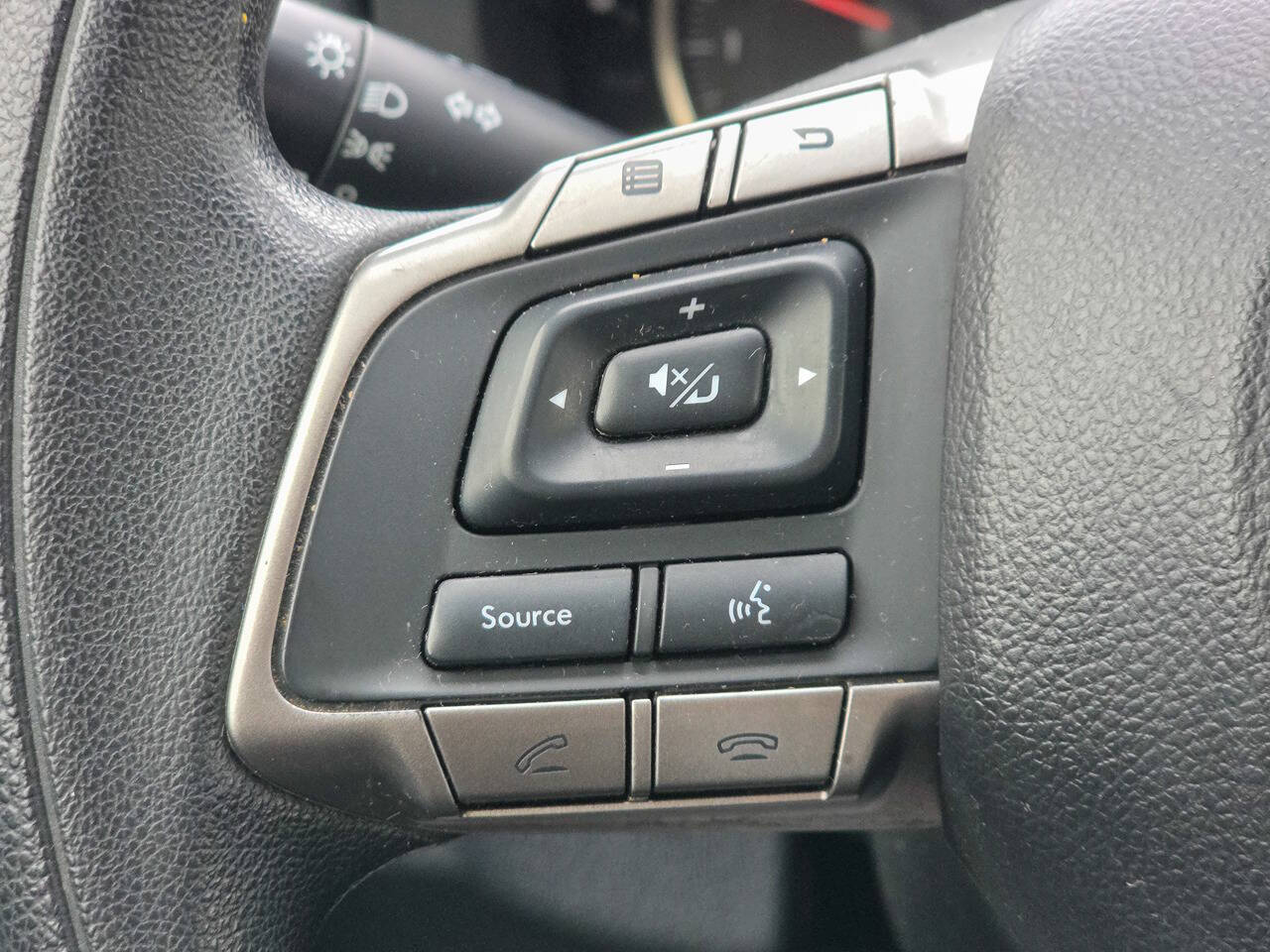 2015 Subaru Impreza 2.0i AWD 4dr Sedan CVT