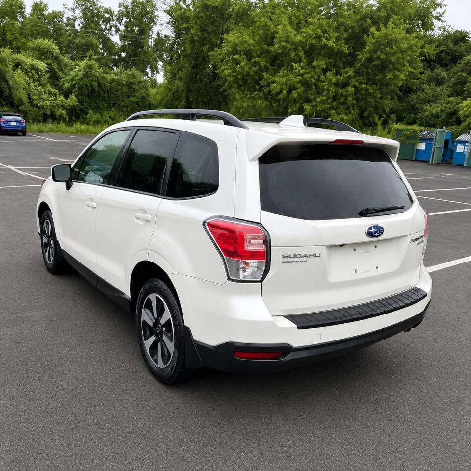 2017 Subaru Forester 2.5i Premium AWD 4dr Wagon CVT