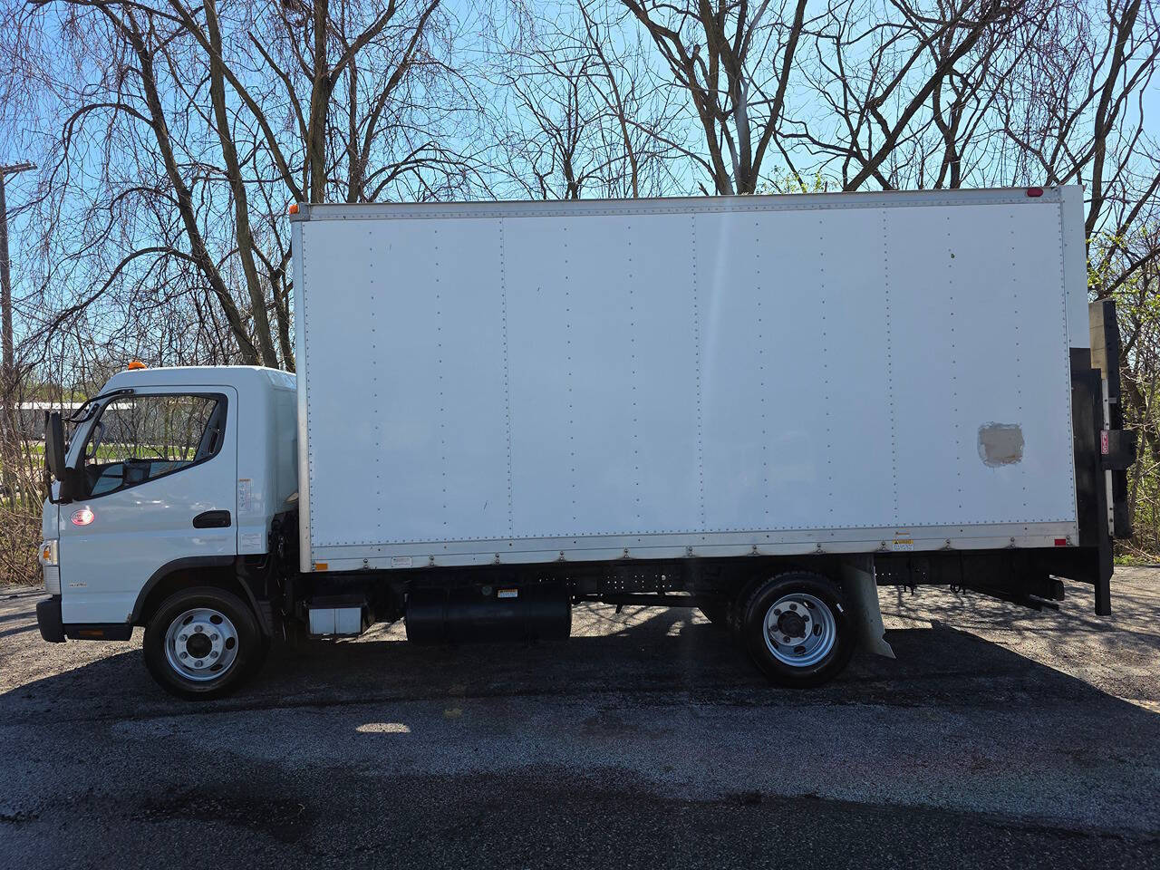 2017 Mitsubishi Fuso FE160 4X2 2dr Regular Cab 149.6 161.0 in. WB
