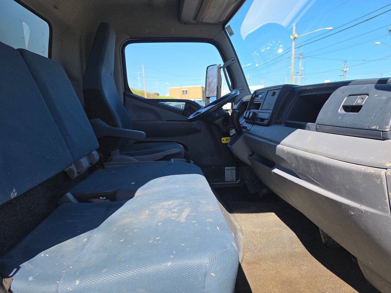 2017 Mitsubishi Fuso FE160 4X2 2dr Regular Cab 149.6 161.0 in. WB