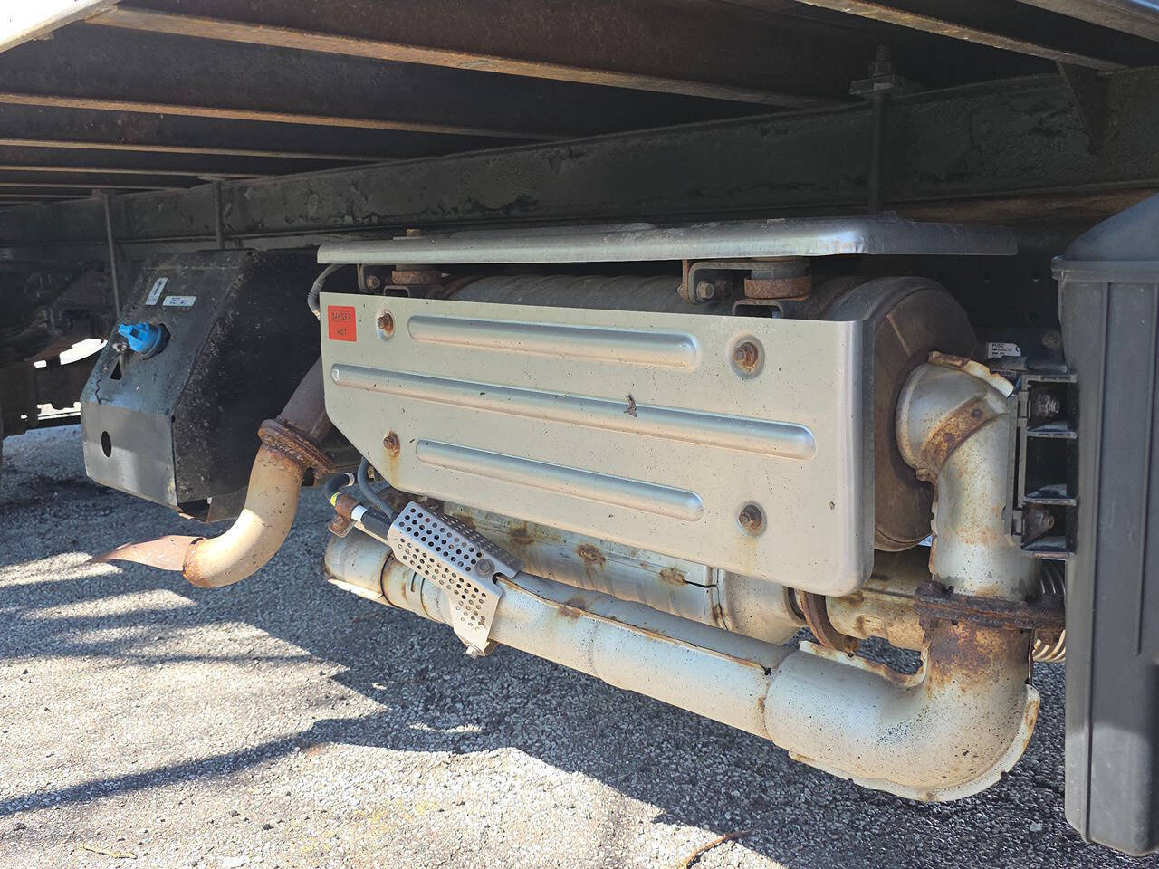 2017 Mitsubishi Fuso FE160 4X2 2dr Regular Cab 149.6 161.0 in. WB