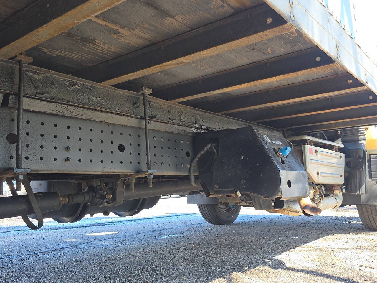 2017 Mitsubishi Fuso FE160 4X2 2dr Regular Cab 149.6 161.0 in. WB
