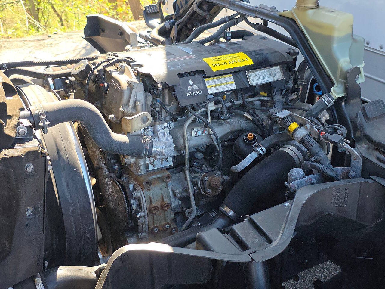 2017 Mitsubishi Fuso FE160 4X2 2dr Regular Cab 149.6 161.0 in. WB