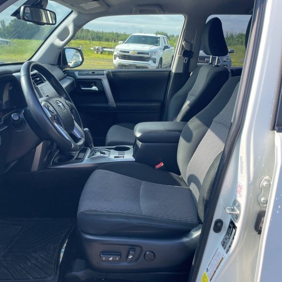 2022 Toyota 4Runner SR5 4x4 4dr SUV