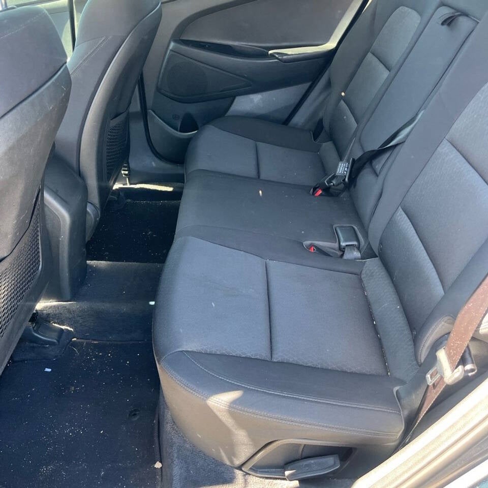 2017 Hyundai Tucson SE AWD 4dr SUV