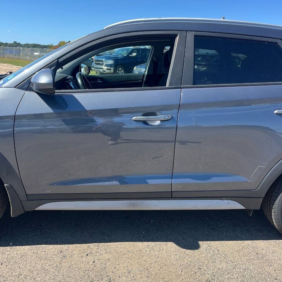2017 Hyundai Tucson SE AWD 4dr SUV